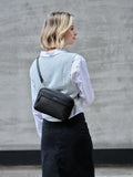 Targus Newport Crossbody Pouch (Black) 斜背包